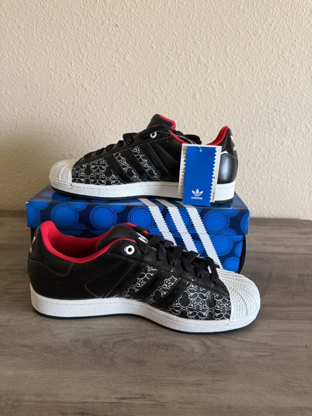 NWT Disney x Adidas Originals Superstar II “Mickey X” Size 8